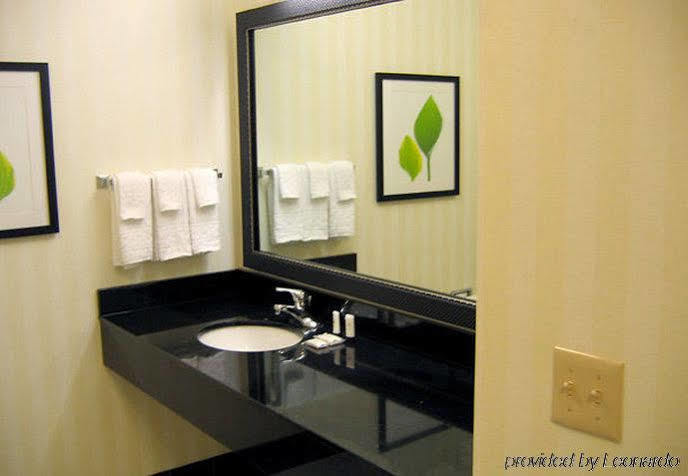 Fairfield Inn And Suites By Marriott Tampa North Temple Terrace Zewnętrze zdjęcie